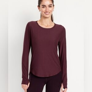 Old Navy Women’s CloudMotion Base Layer Tops